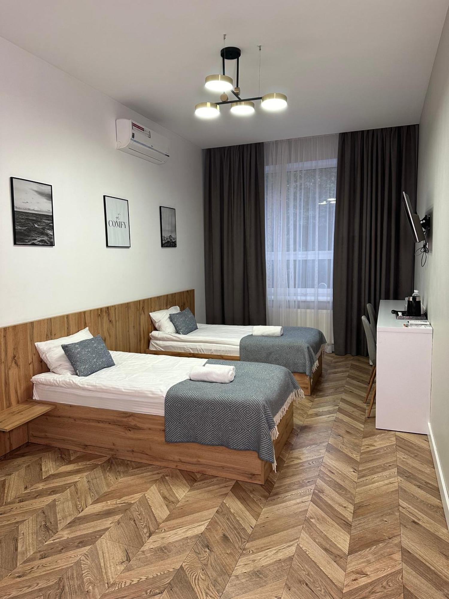 Mastersclub Hotel Ternopil Exterior foto